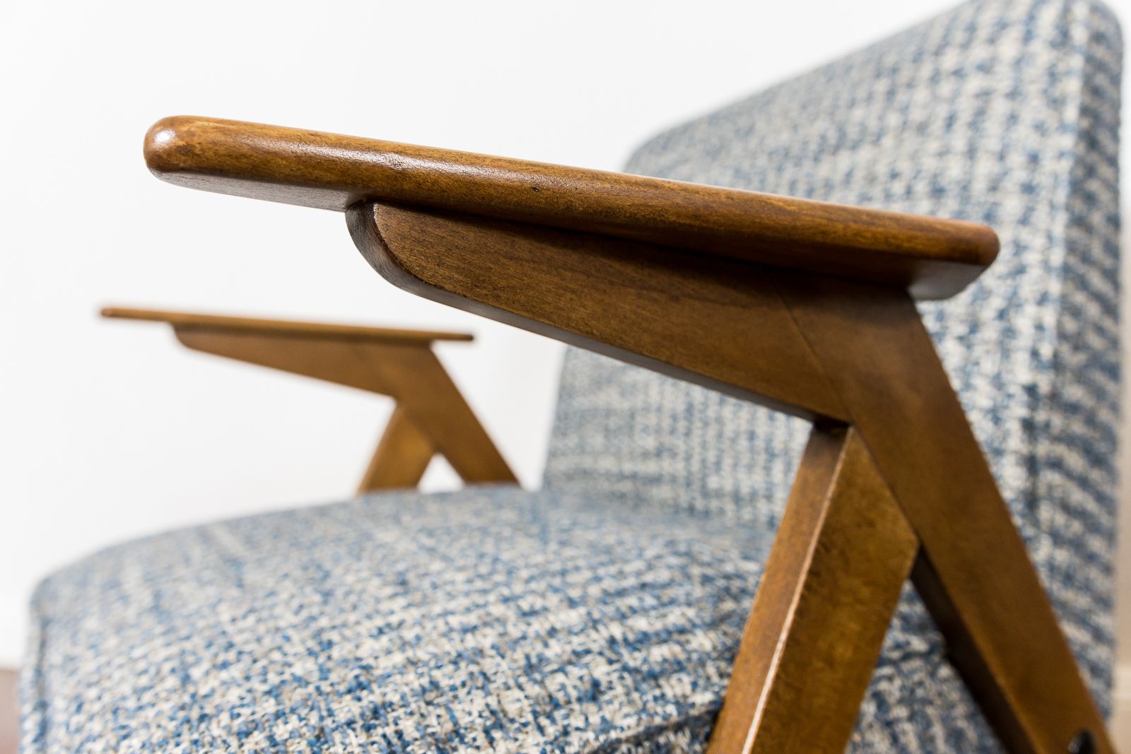 Customizable Pair Of Restored Mid Century "Bunny" Armchairs, 1970's photo vinterior