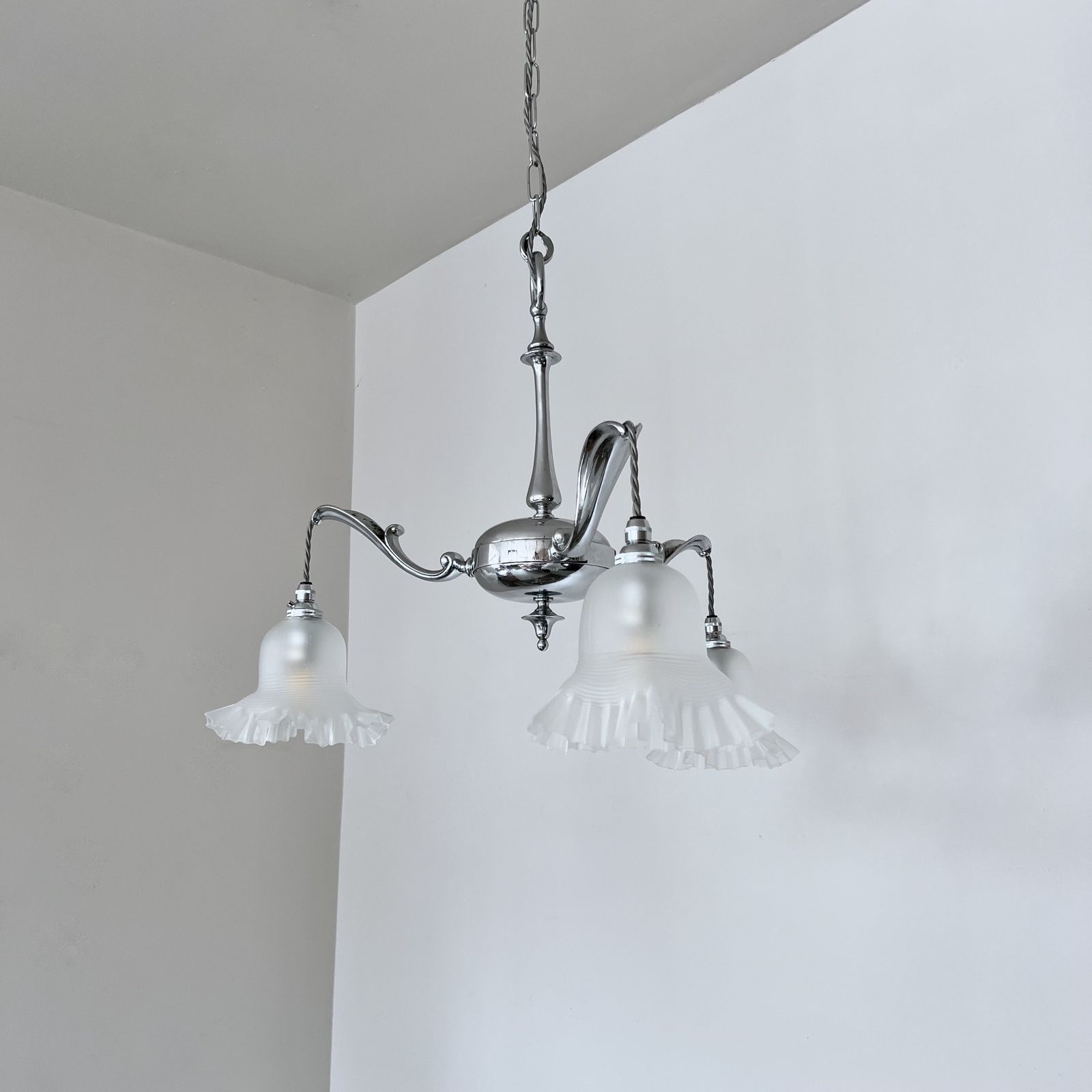 Art Deco Chromed Chandelier With Frosted Frill Shades photo furniture