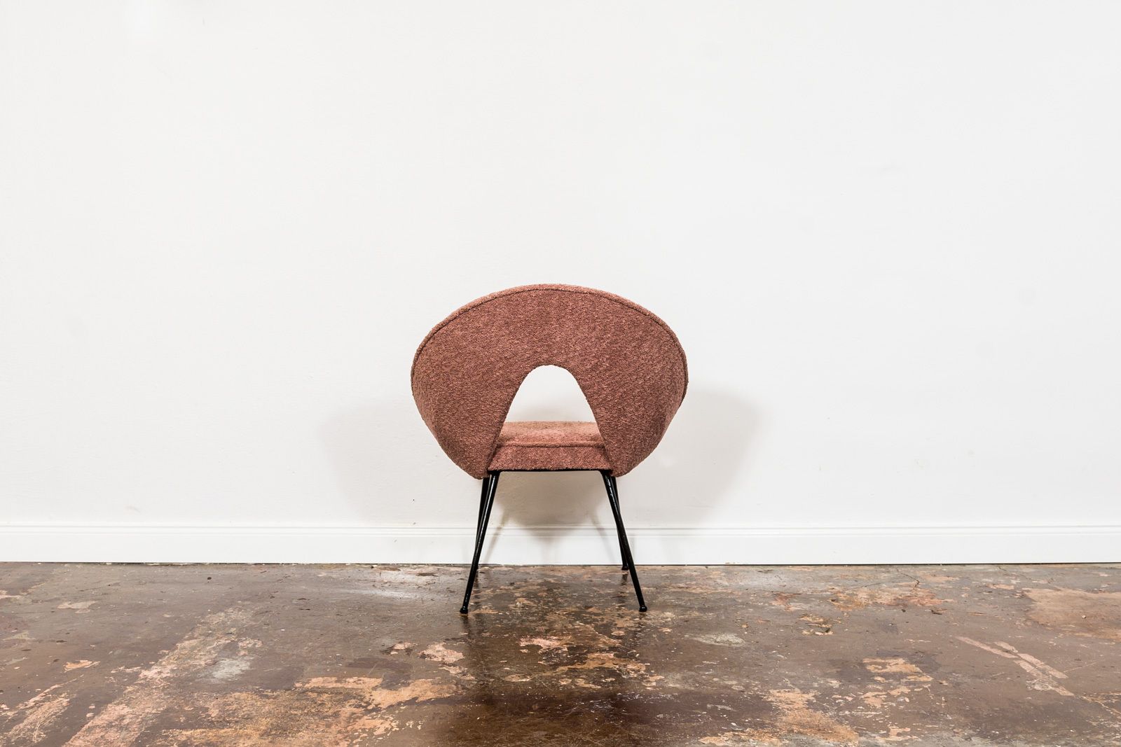 Furniture Pink Shell Cocktail Chair, 670's photo
