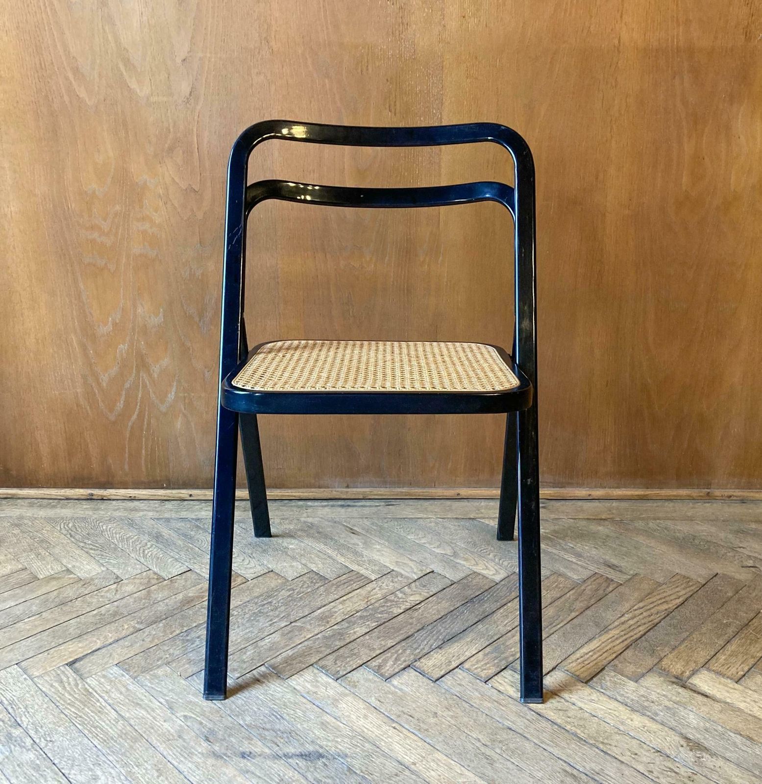 Mid Century Modern Folding Chairs Viennese Straw By G. Cattelan, Italy 1970s photo Furniture