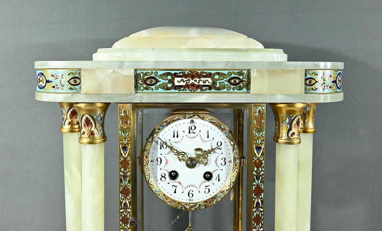 Onyx And Enamel Column Clock, Napoleon III – Mid 19th Century photo 1620.0