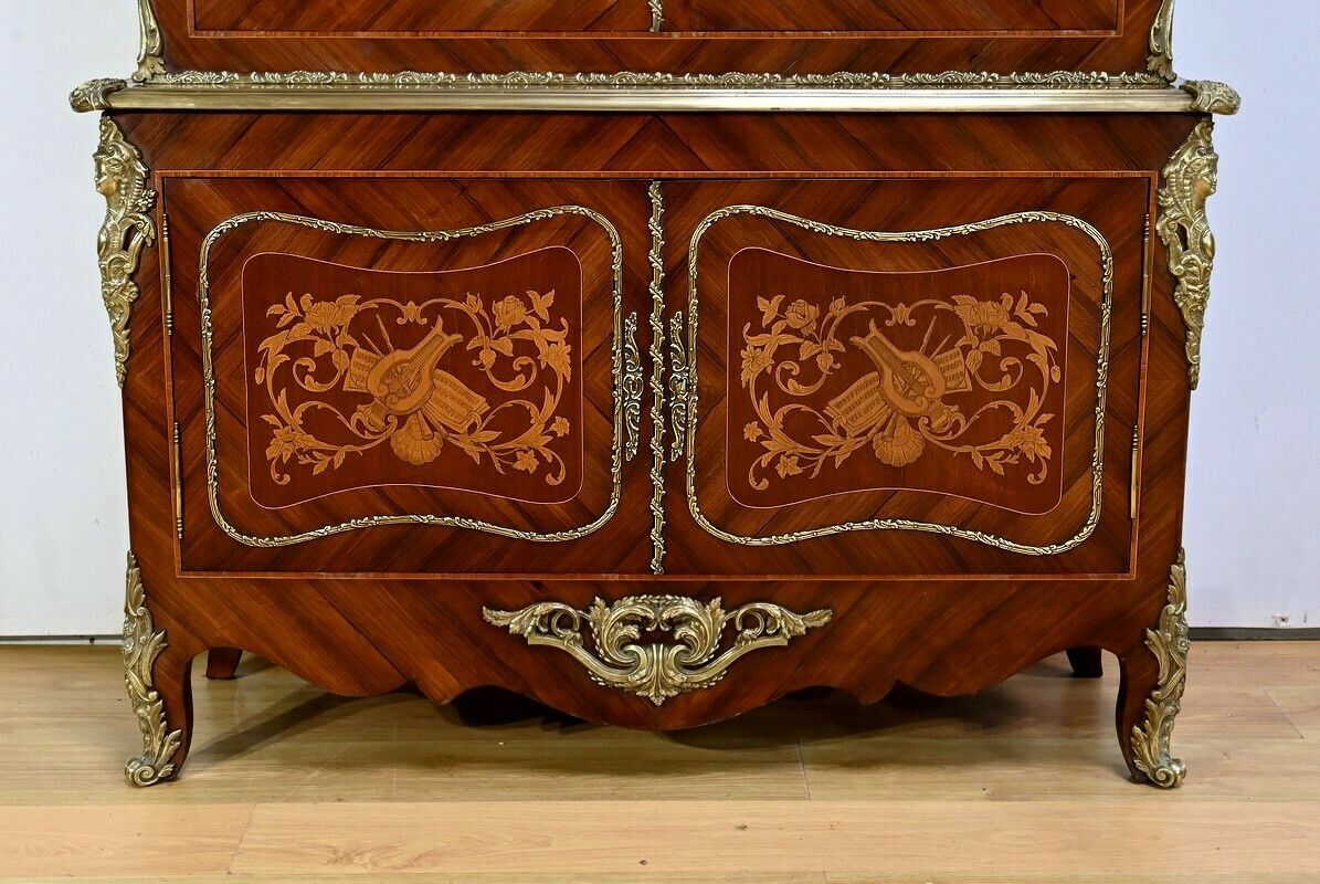 photo vinterior Two Body Bookcase, Louis XV Style – Late 19th Century