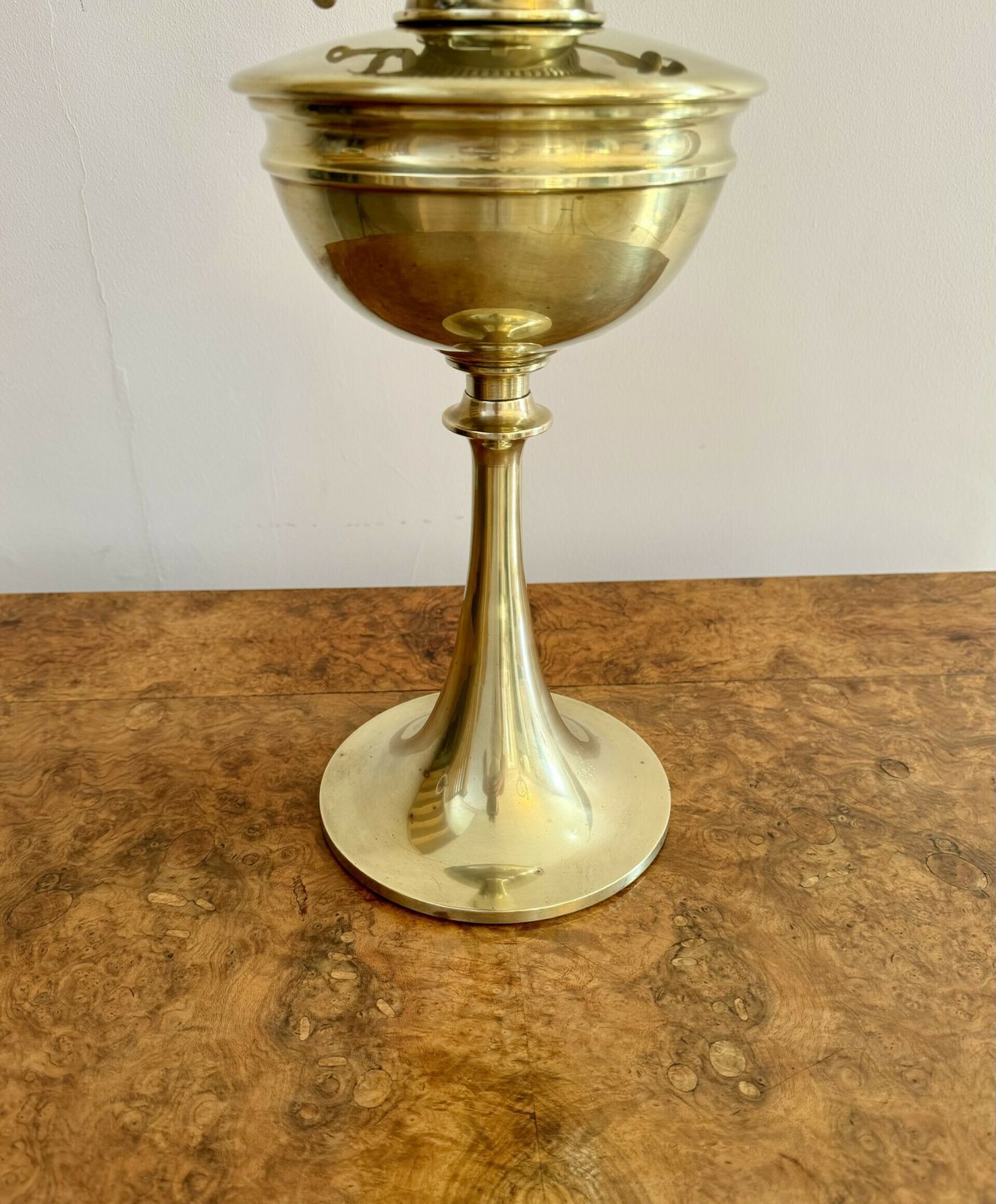 Wonderful Quality Antique Brass Oil Lamp By Hinks And Sons photo 595.0