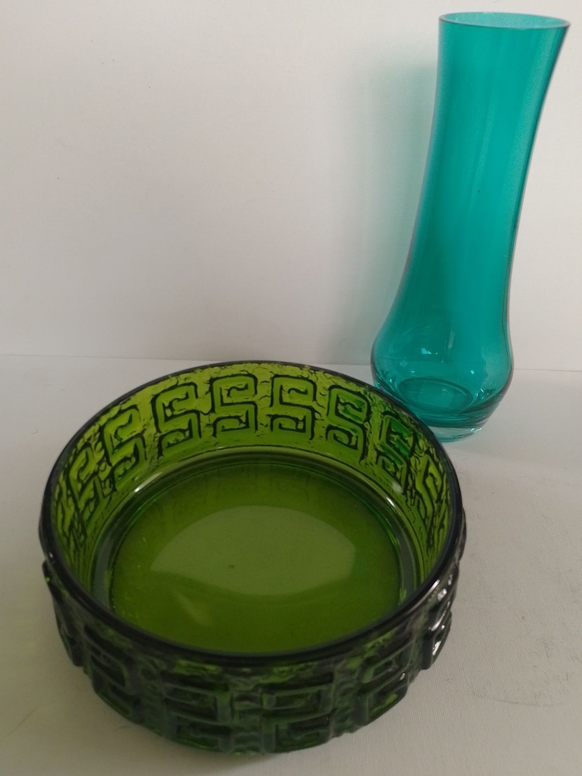 75.0 Riihimaki  Finland "Taalari" Bowl  Pattern 5330 Designed By Tamara Aladin photo