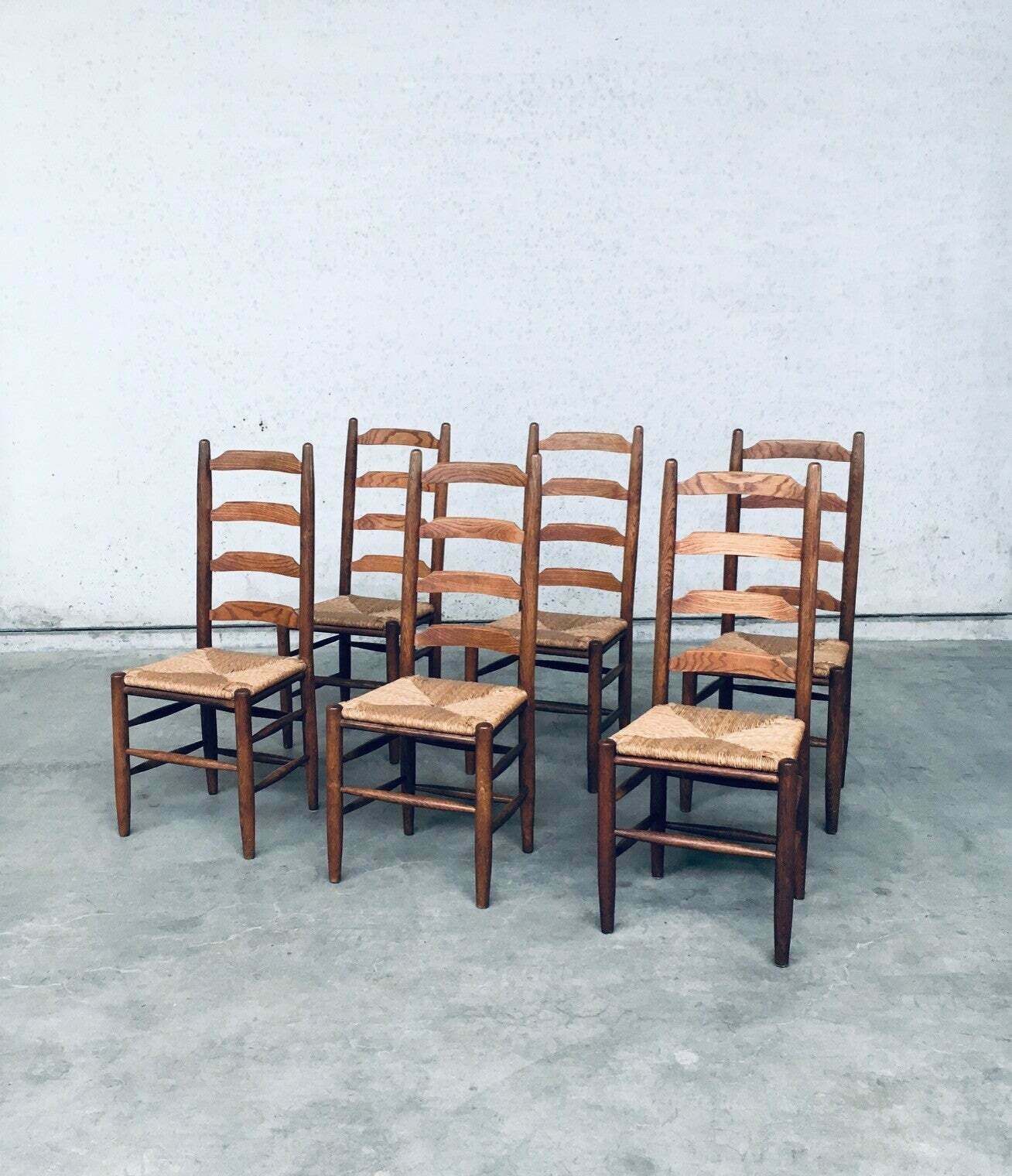 photo for sale Rustieke Handgemaakte Eiken Eetkamerstoelen Met Biezen Zitting, België Ca. Jaren 1960