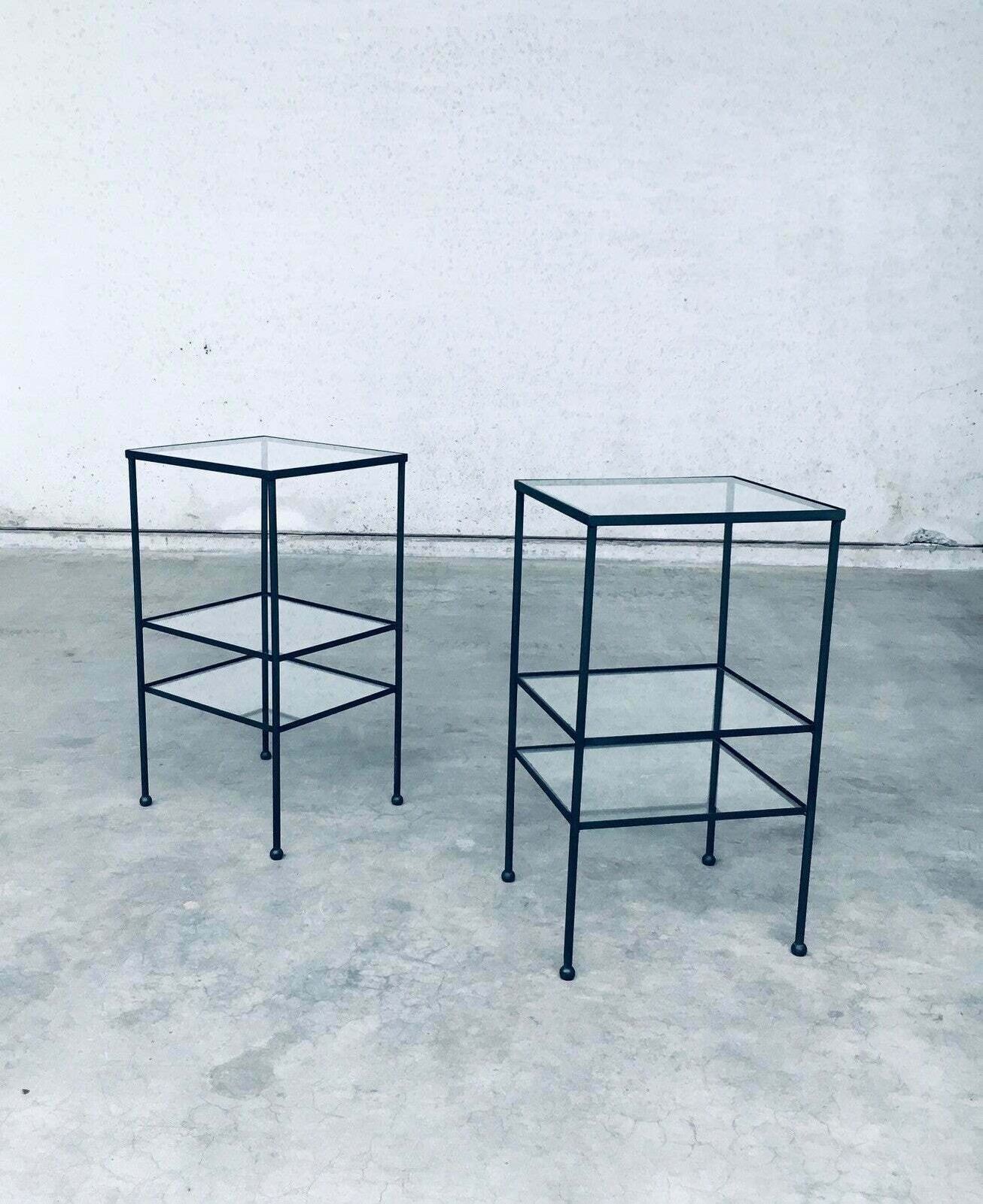 photo for sale Minimalistisch Design Drielaags Bijzettafelset, België, Ca. Jaren 1960