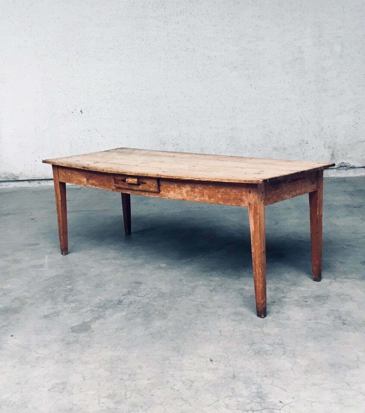 Franse Country Design Grenen Eettafel Met Lade, Frankrijk Ca. Jaren 1930 photo Meubels