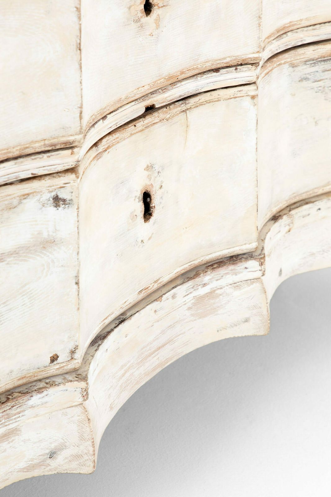 18th Century Gustavian Serpentine Chest photo buy