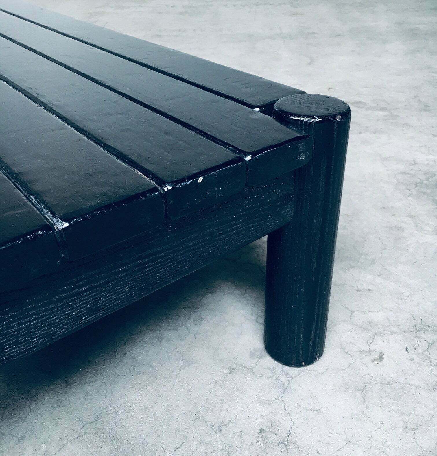 photo vinterior Brutalist Design Zwartgebeitst Eiken Salontafel, Nederland, Ca. Jaren 1960