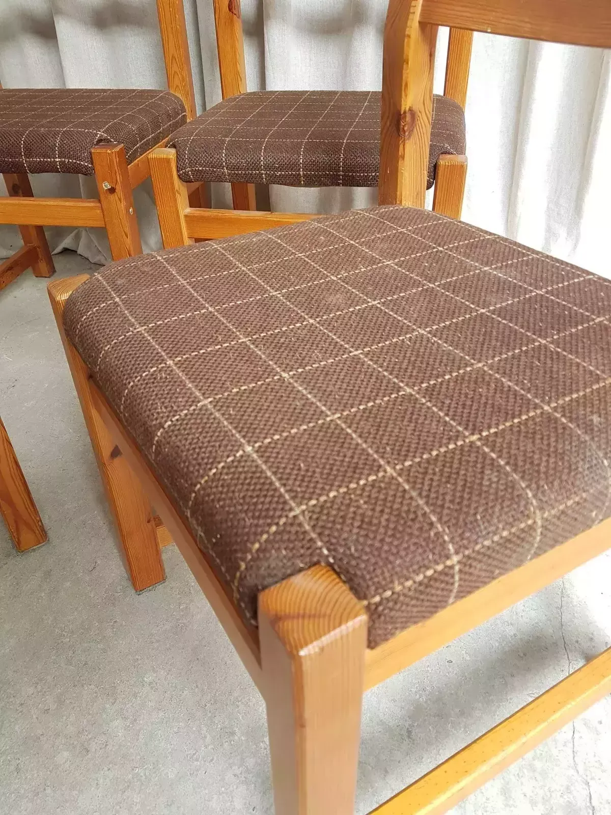 Furniture Vtg Late Mid Century Danish Set Of 4 Solid Pine Brutalist Dining Chairs R439 photo