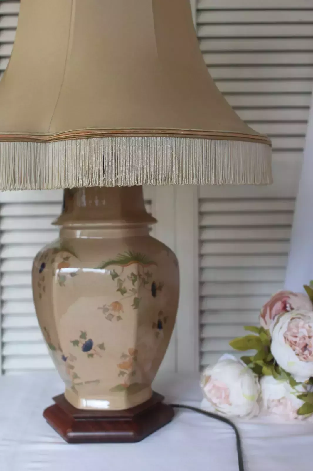 Lighting Large Table Pot Lamp Vintage Chinese Style Ceramic/Oak Lamp Mustard Color photo