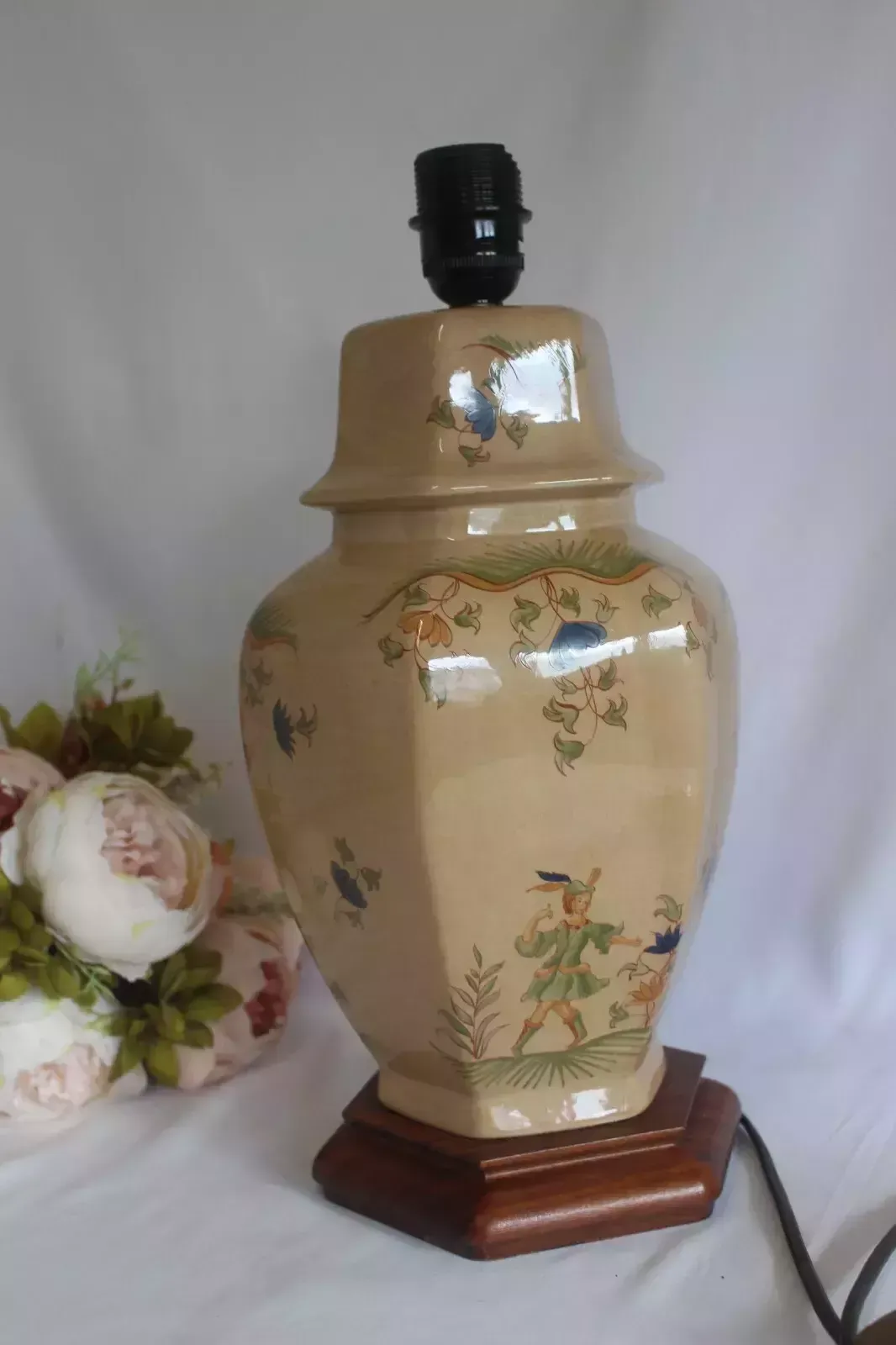 photo vinterior Large Table Pot Lamp Vintage Chinese Style Ceramic/Oak Lamp Mustard Color