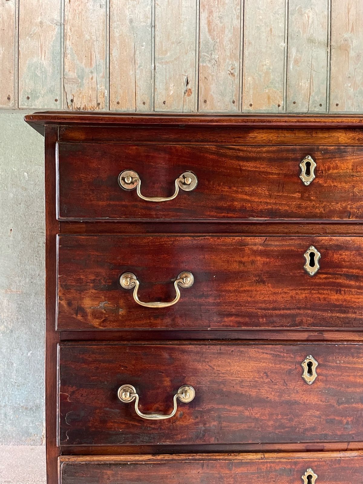 George II Mahogany Chest Of Drawers photo furniture
