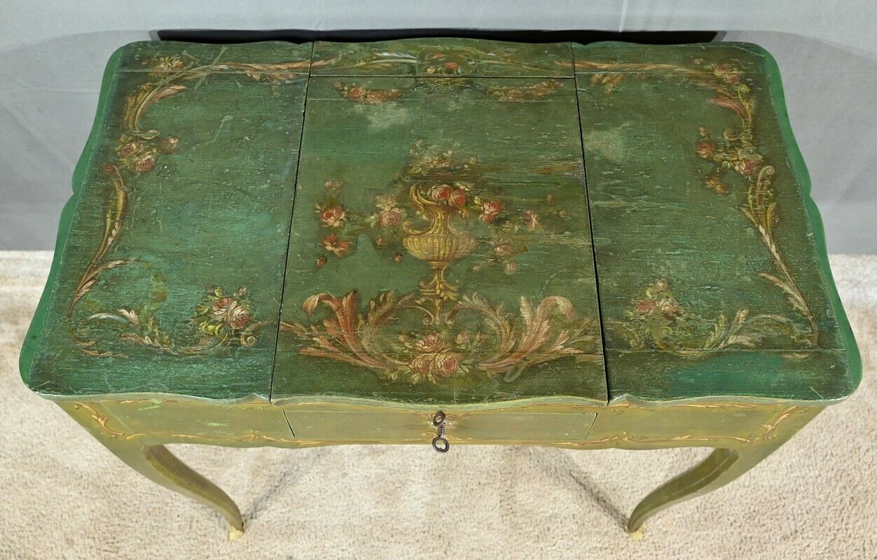 Small Painted Oak Dressing Table, Louis XV Style, Late 18th Century photo vinterior