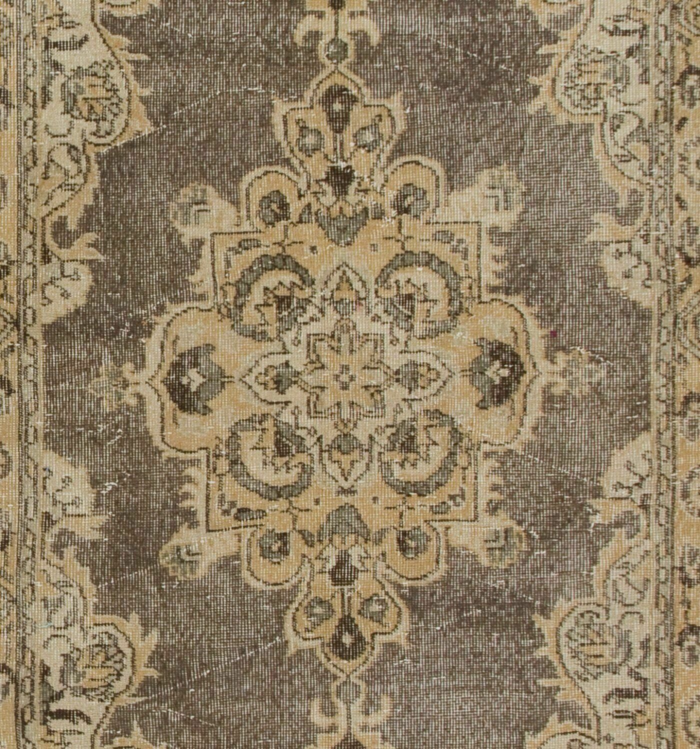 4x6.8 Ft Handmade Vintage Turkish Rug In Beige, Brown, Soft Sandy Yellow photo vinterior
