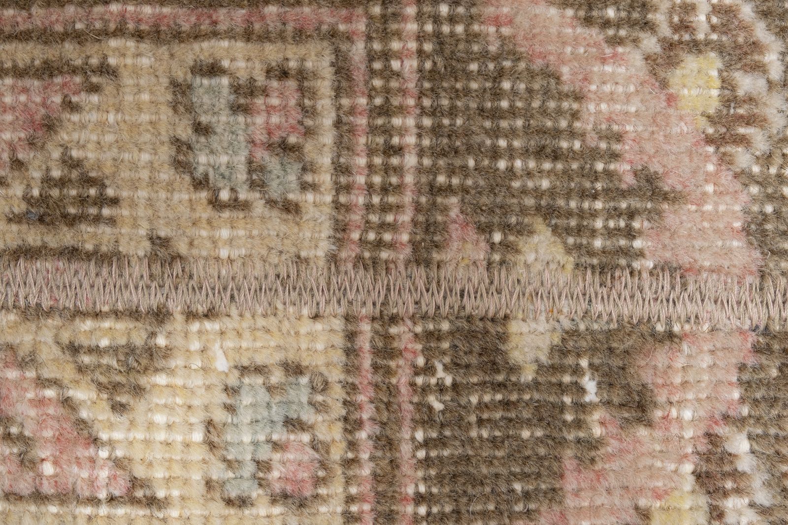 photo furniture Long And Narrow Turkish Runner Rug 1'7" X 11'3"
