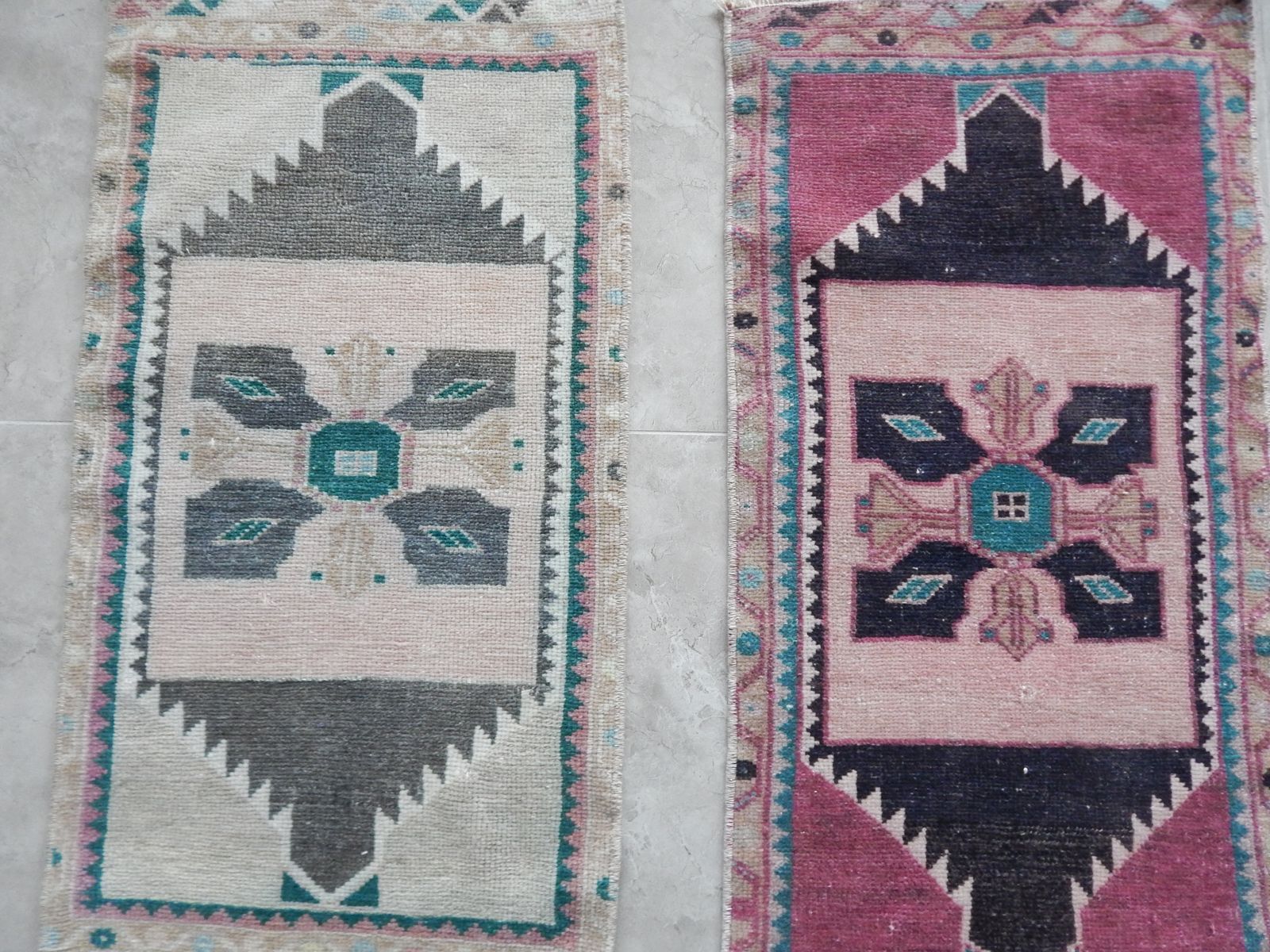 Traditional Handwoven Oushak Wool Yastik Rug 1'7" X 2'11"   Set Of Two photo for sale