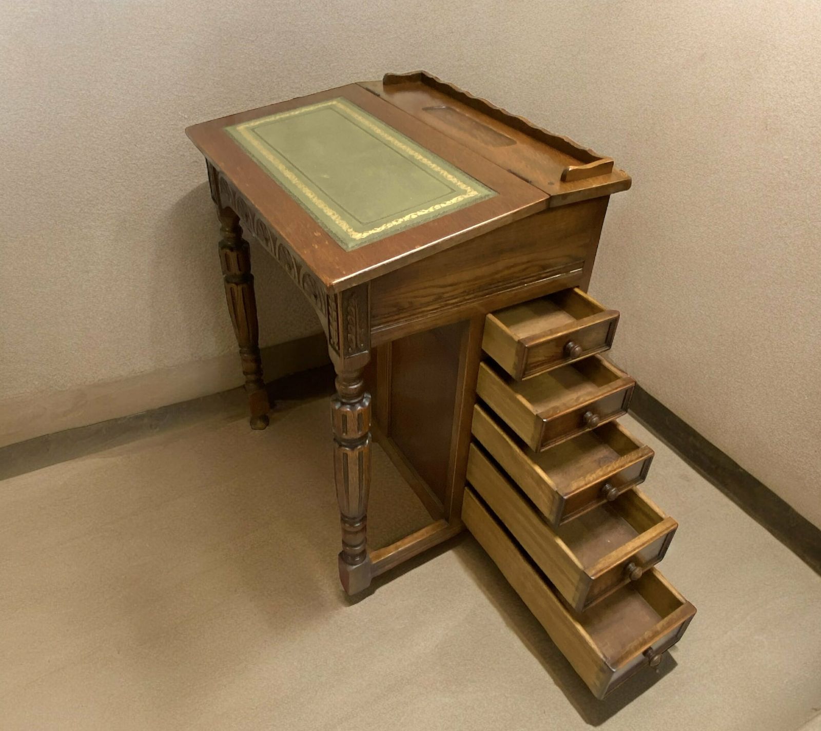 Vintage Jaycee Furniture Oak Davenport Writing Desk C1970 photo 380.0