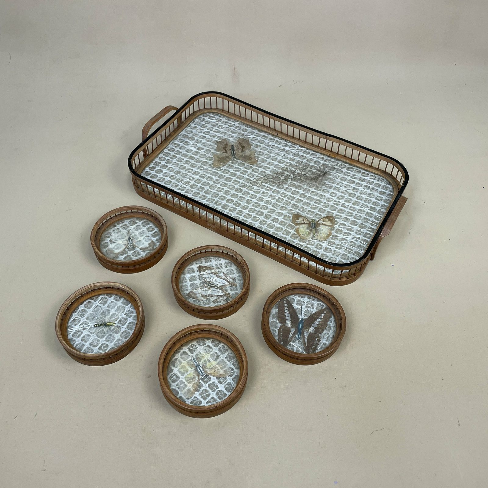 Vintage Wooden Bamboo Patterned Tray Plate Cup Holder Taxidermy Butterfly Retro Antique Wood Rectangle Plate Decorative Drinks Set Drink