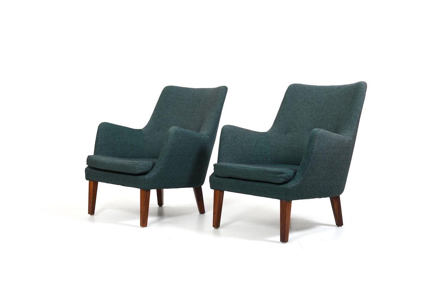 Rare Pair Of Av 53 Easychairs By Arne Vodder 1953