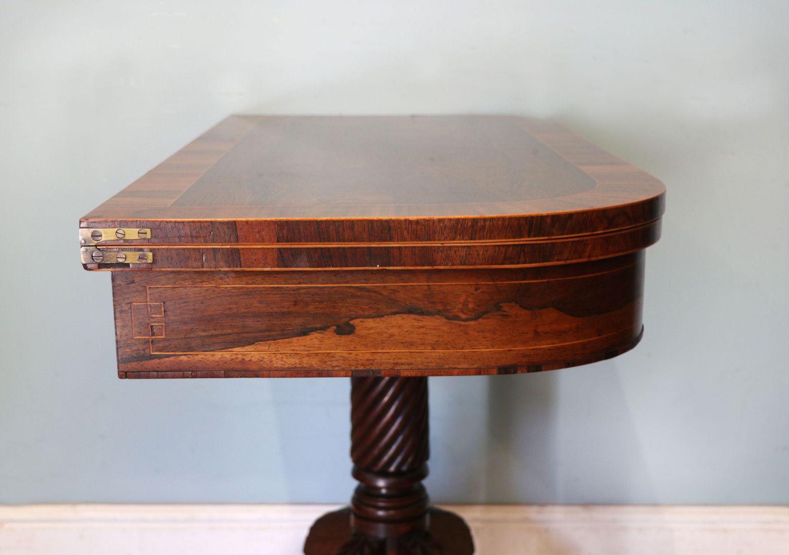 photo vintage A Wonderful, Top Quality Late Georgian Card Table.