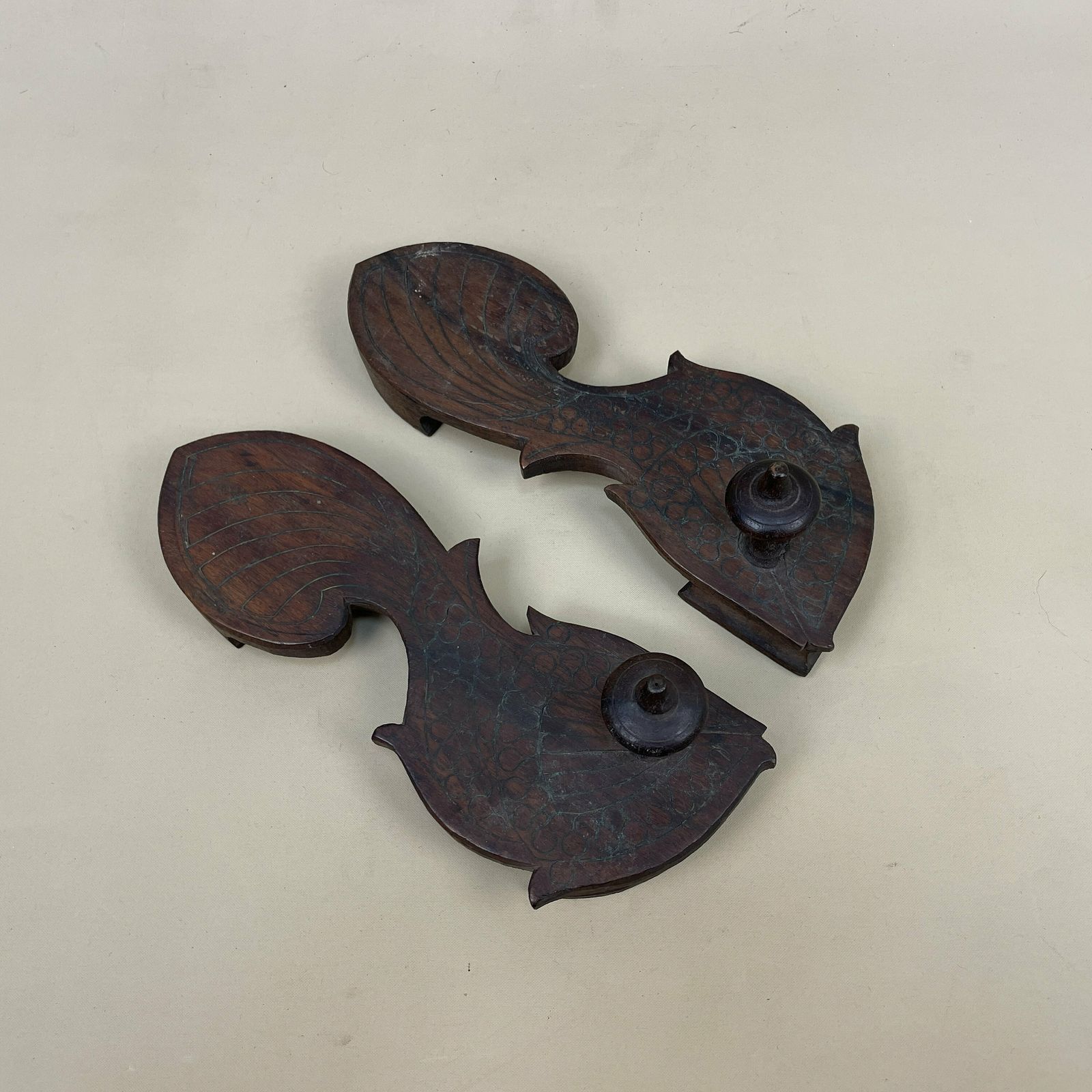 Antique Indonesian Shoes Wooden Wall Coat Room Hanger Rack Hook Brown Hooks Mud Room Hallway Storage Hat Wood Fish Handmade Asian