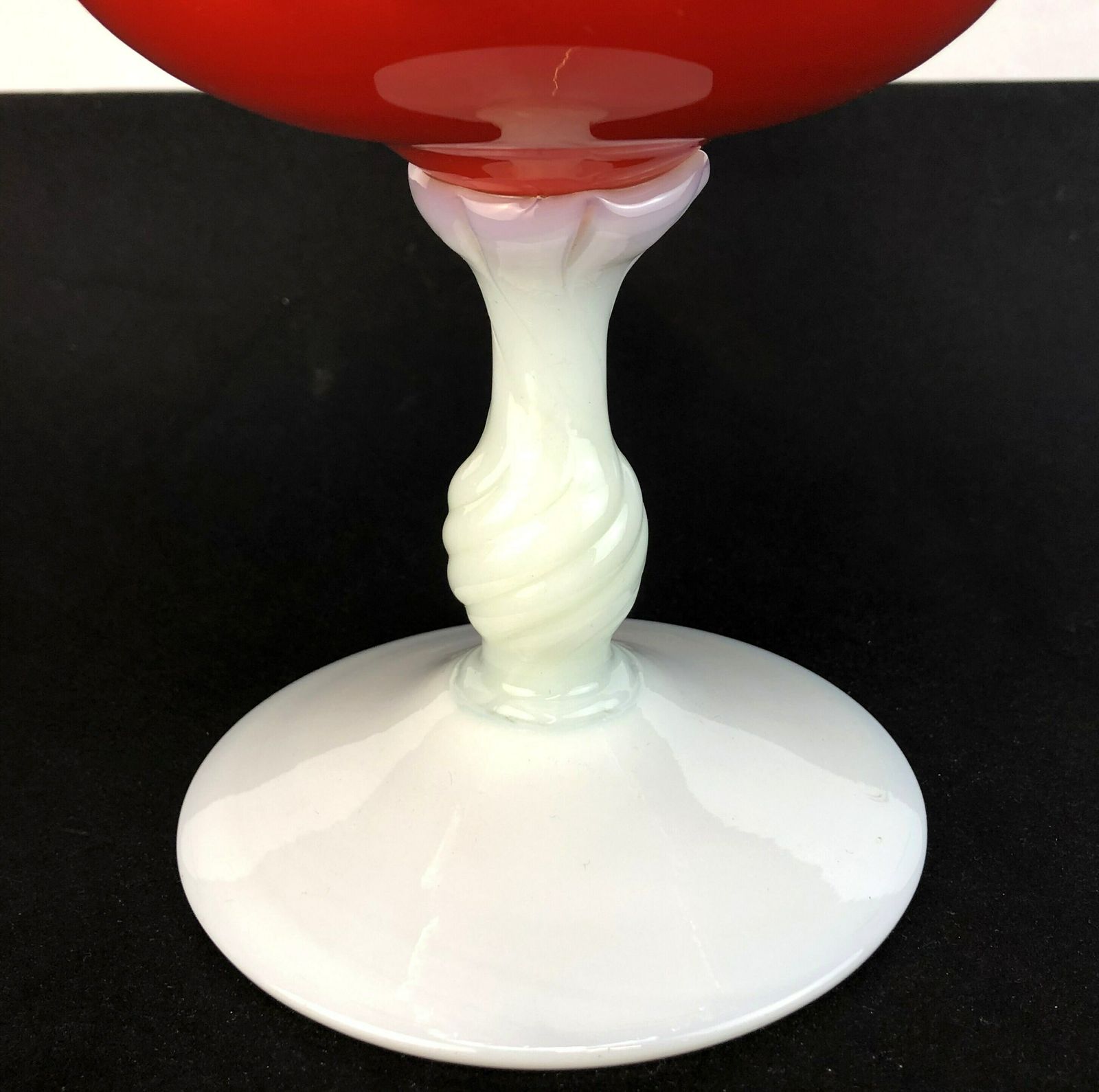 Large Mid Century Italian Red White Glass Vase Opaline Florence 60's photo furniture