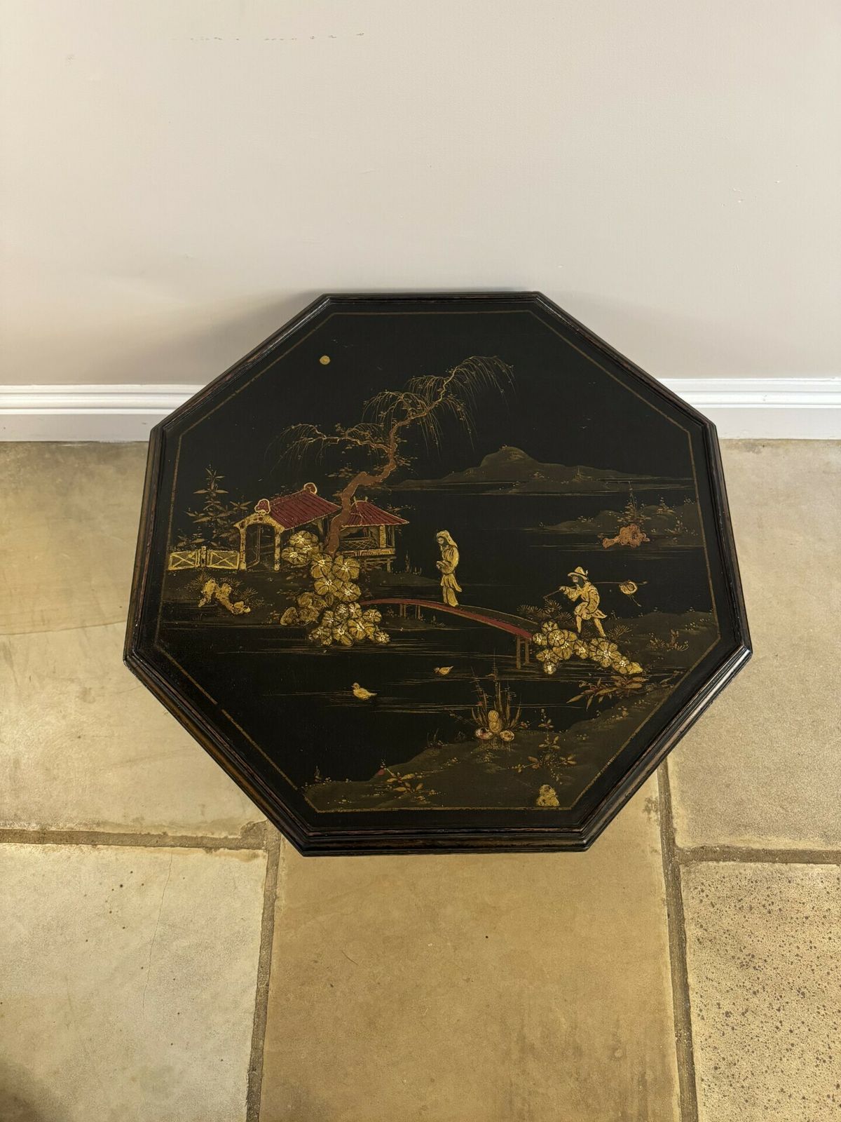Wonderful Quality Antique Chinoiserie Decorated Coffee Table photo vinterior