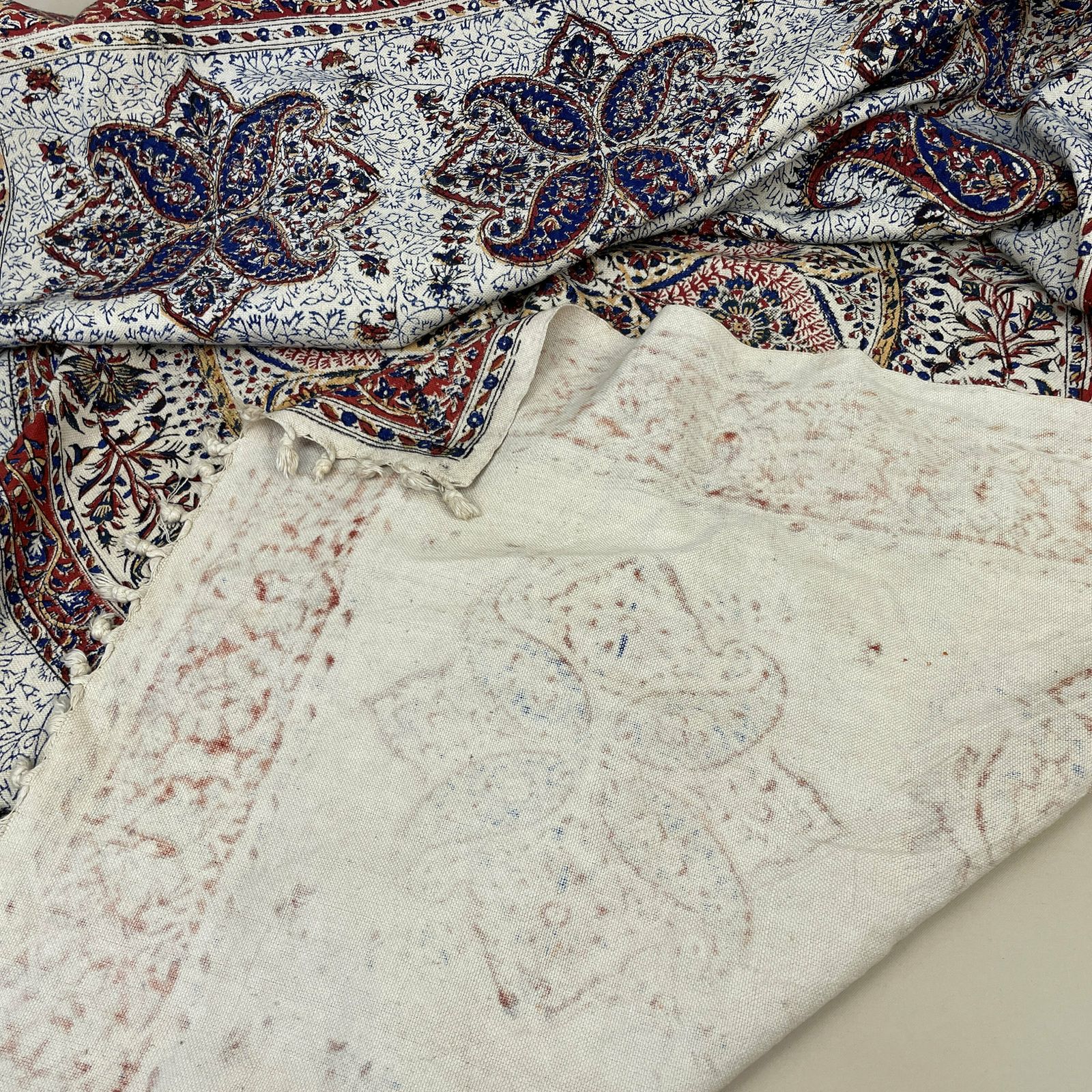 Asian Fabric Throw Blanket Hand Printed Paisley Pattern Tassels Cover Handmade Tapestry 150x94cm Quilt Blue Red Fabric photo vintage
