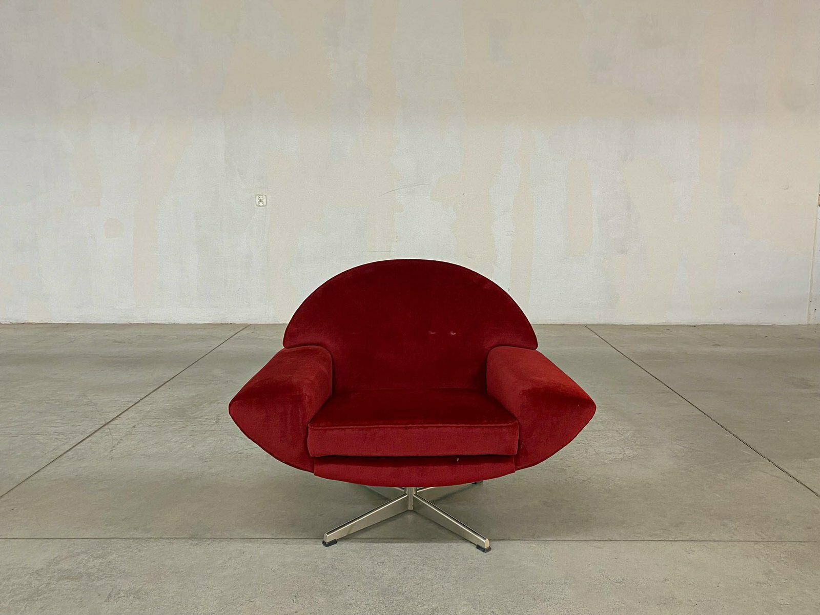 photo buy Capri Swivel Armchair By Johannes Andersen For Trensum