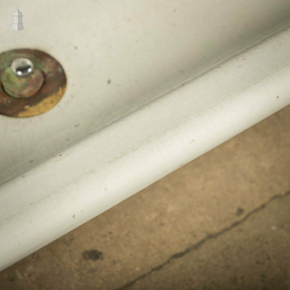 White Trough Sink photo vinterior