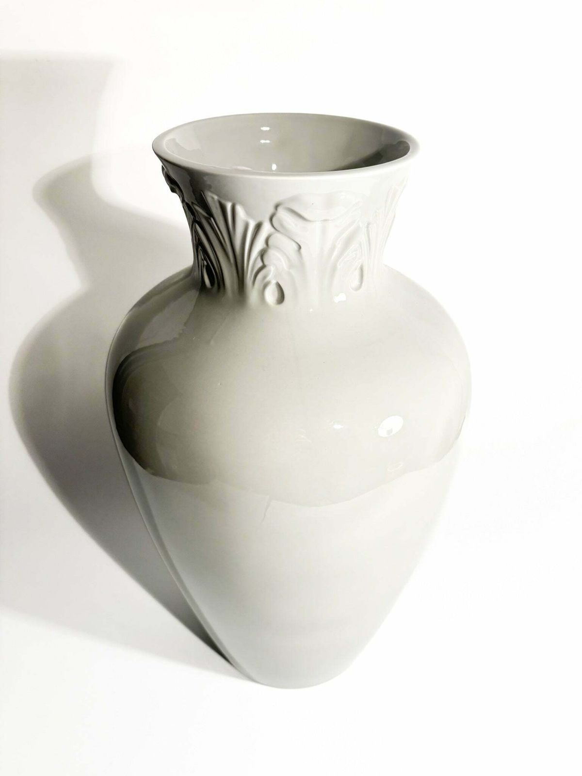 Porcelain Vase By Richard Ginori Gray 'Manifattura 1946' From The 1990s photo Home Decor