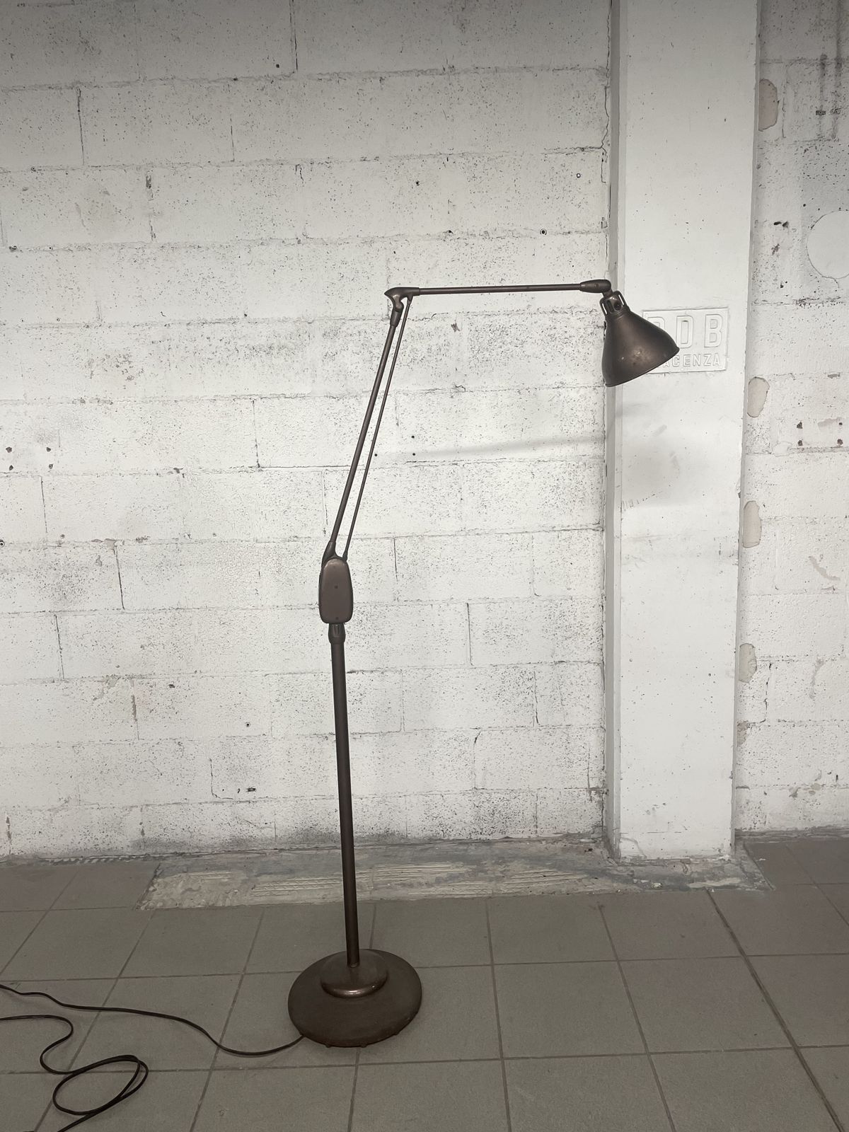 420.0 50's Floor Lamp Mod. 605 By Dazor Mfg Corp. St. Luis (USA) photo