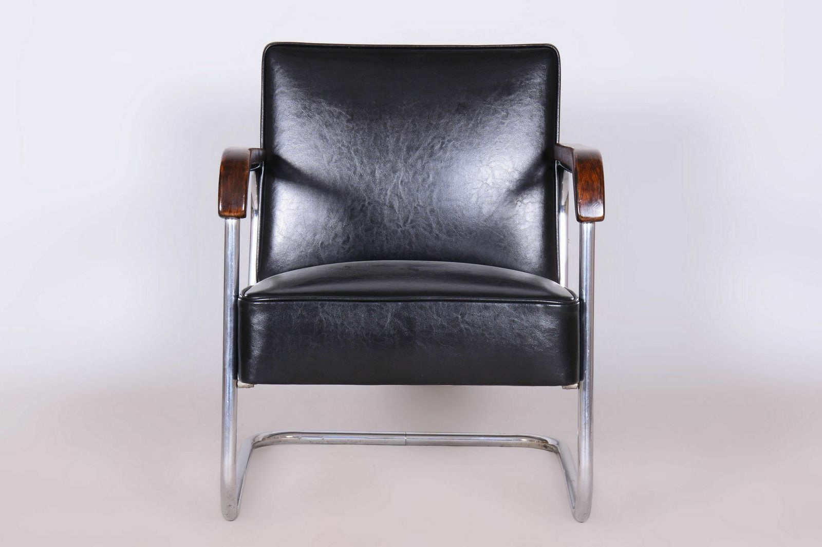 Set Of Two Restored Bauhaus Armchairs, Chrome, Beech, Cowhide, Czech, 1930s photo vintage