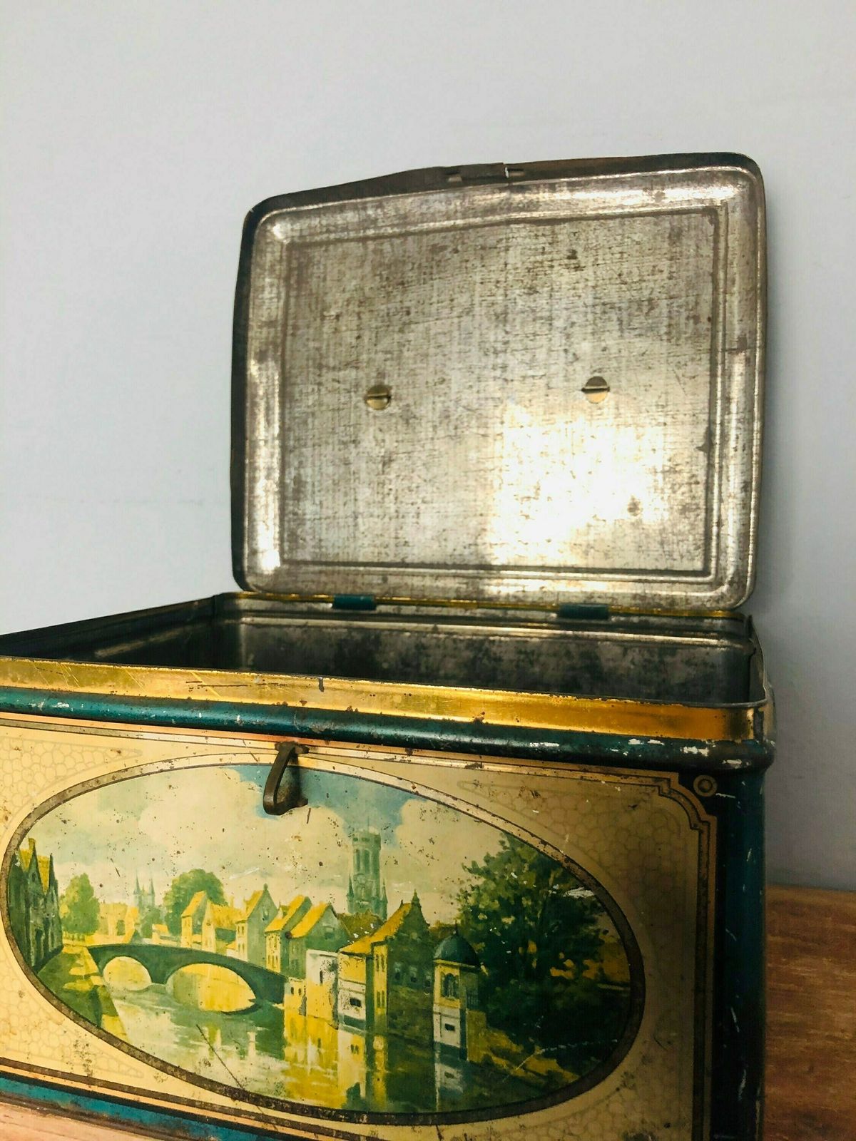 photo furniture Wed J Bekkers & Zoon Advertising Tin Dutch Rare Antique Storage Chest