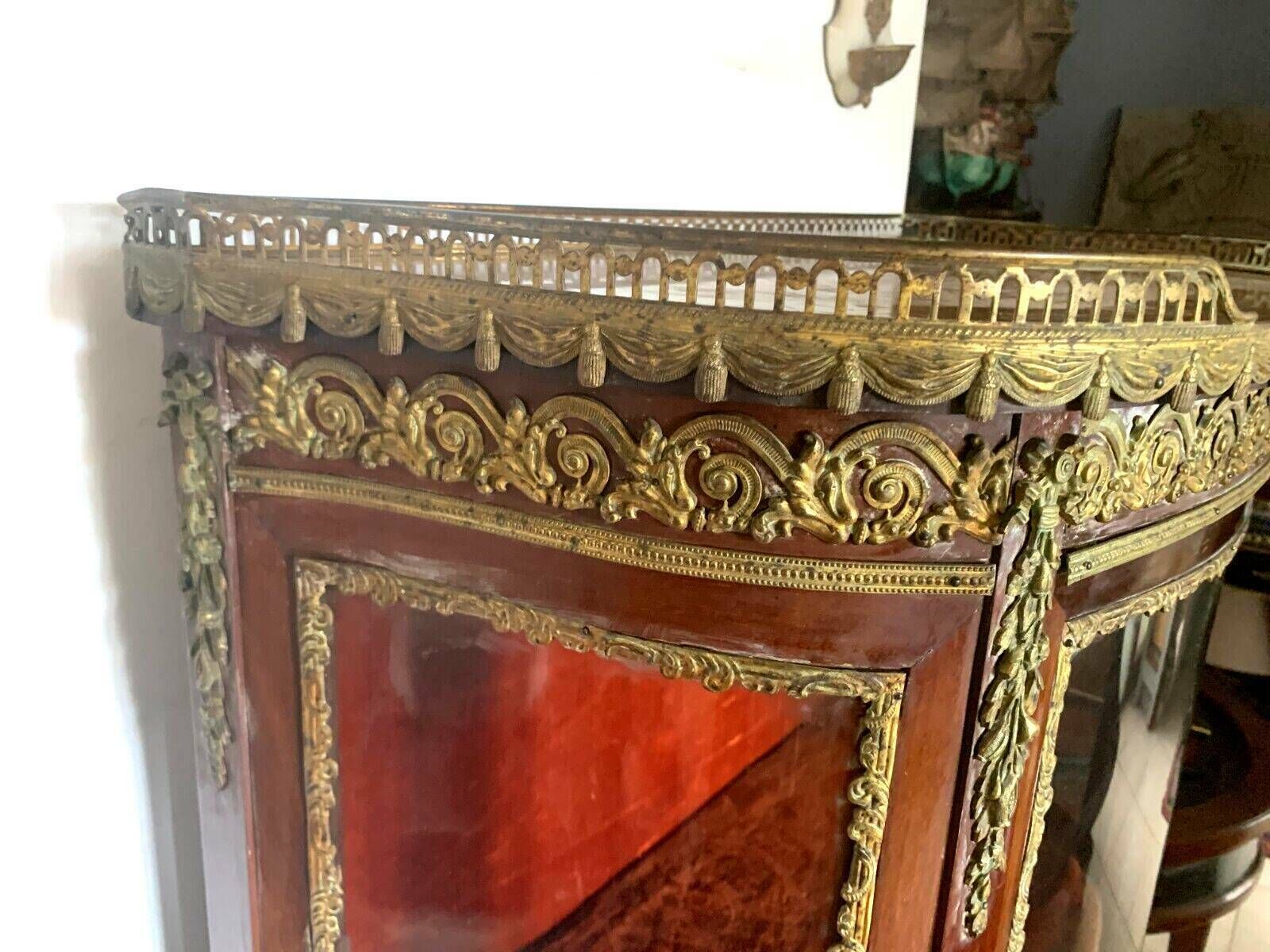 photo for sale Napoleon III Showcase In Mahogany And Chiseled Bronze 20th Century