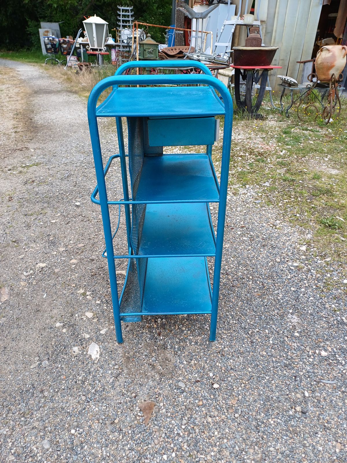 photo vinterior Industrial Iron Furniture Heliolith