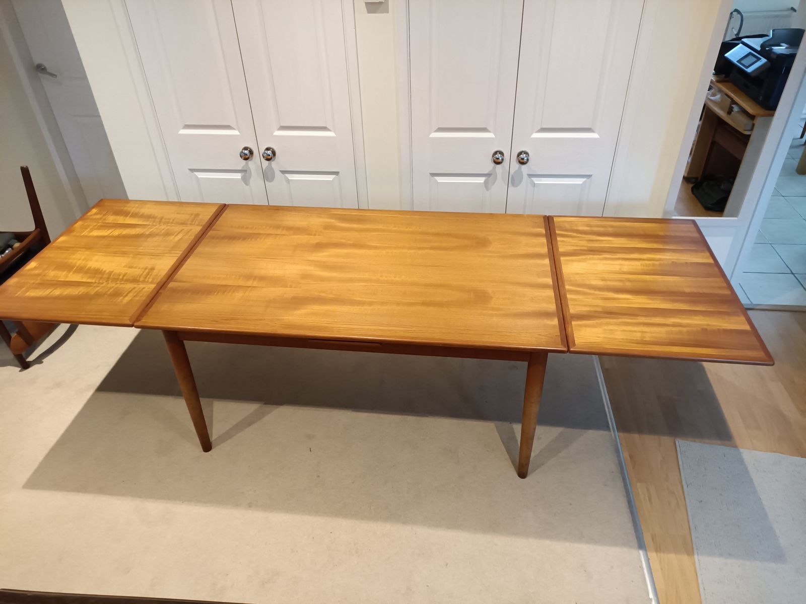 Matching Dining Table And 6 Chairs.  Schionning And Elgarrd