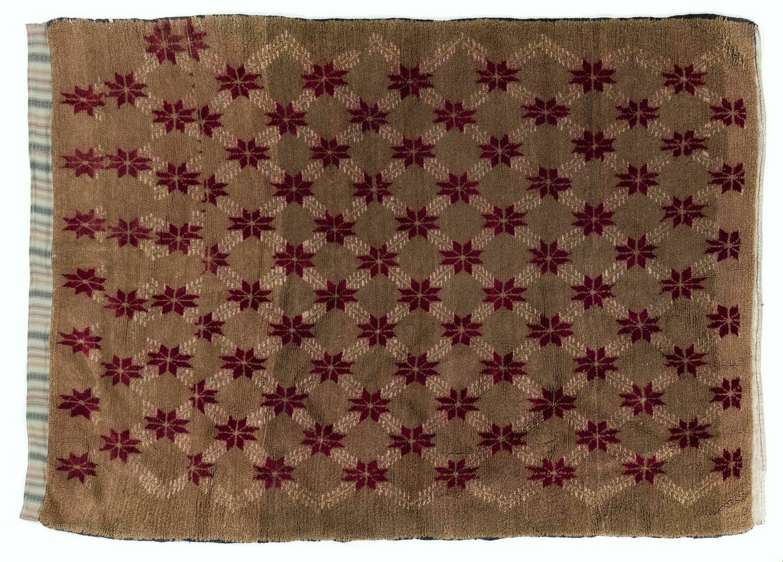 Karapinar Rug With Floral Lattice Design In Latte Brown And Red photo 422.0