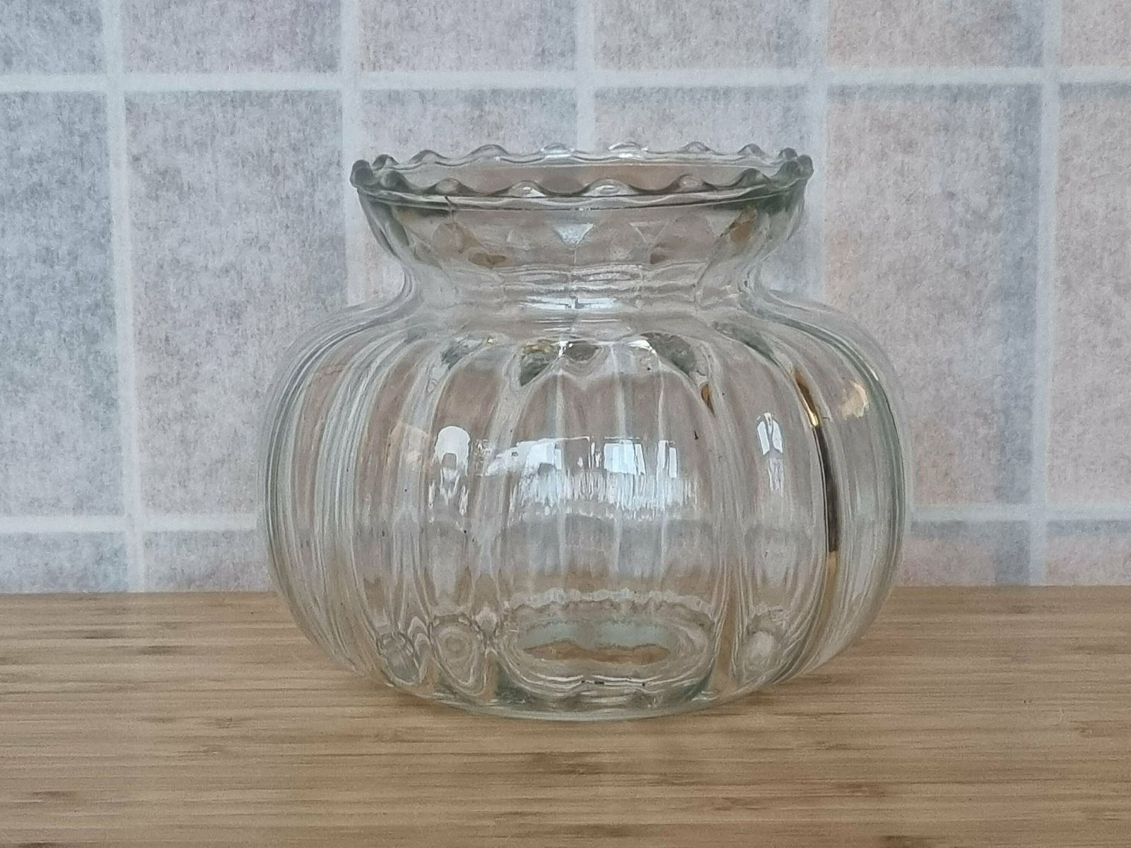 Glass Oil Lamp Shade | 1950s Pumpkin Shape Victorian Style | Scalloped Frill Top Glass Shade | English Lighting 5" Tall photo vinterior