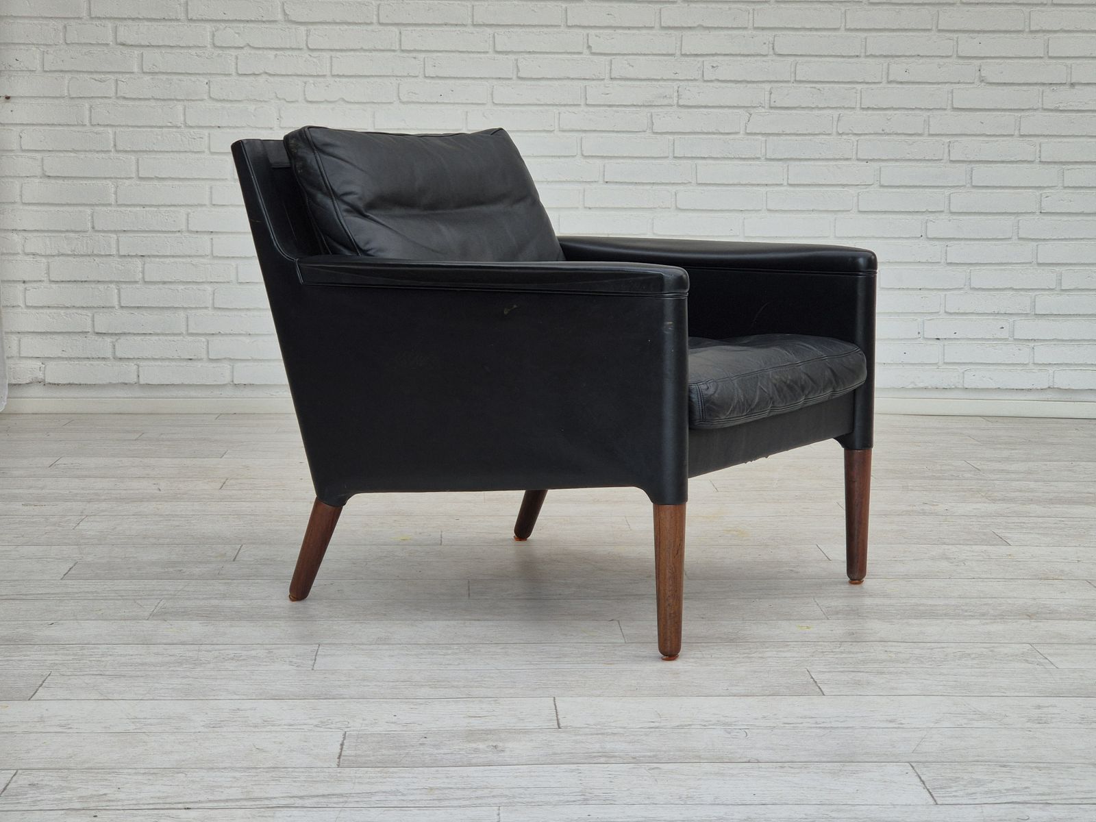 1960s, Danish Design By Kurt østervig, Lounge Chair Model 55, Leather, Rosewood Legs, Original Condition. photo furniture
