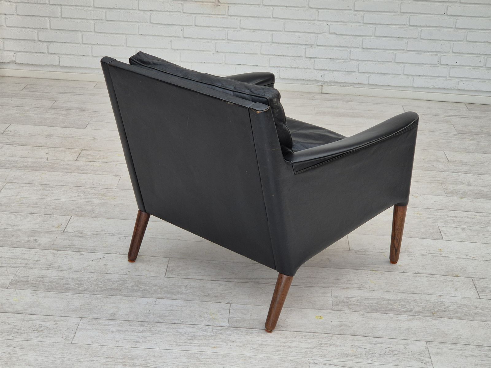 photo buy Ca. Jaren 1960, Deens Design Van Kurt østervig, Lounge Chair Model 55, Leer, Palissanderhouten Poten, Staat Zoals Gevonden.