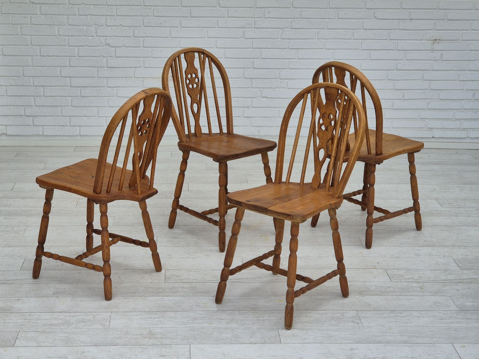 1960s, Set Of 4 Scandinavian Dining Chairs In Solid Oak Wood, Original Good Condition. photo for sale