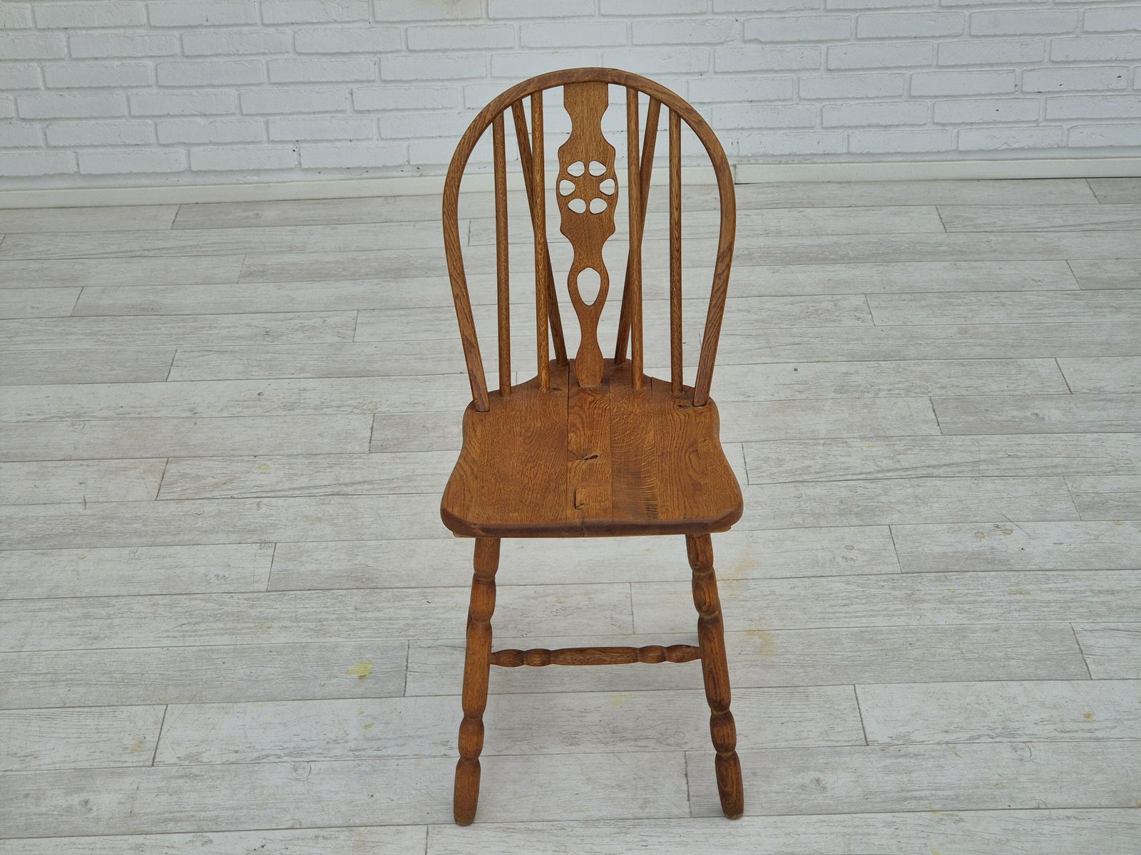 1960s, Set Of 4 Scandinavian Dining Chairs In Solid Oak Wood, Original Good Condition. photo vintage