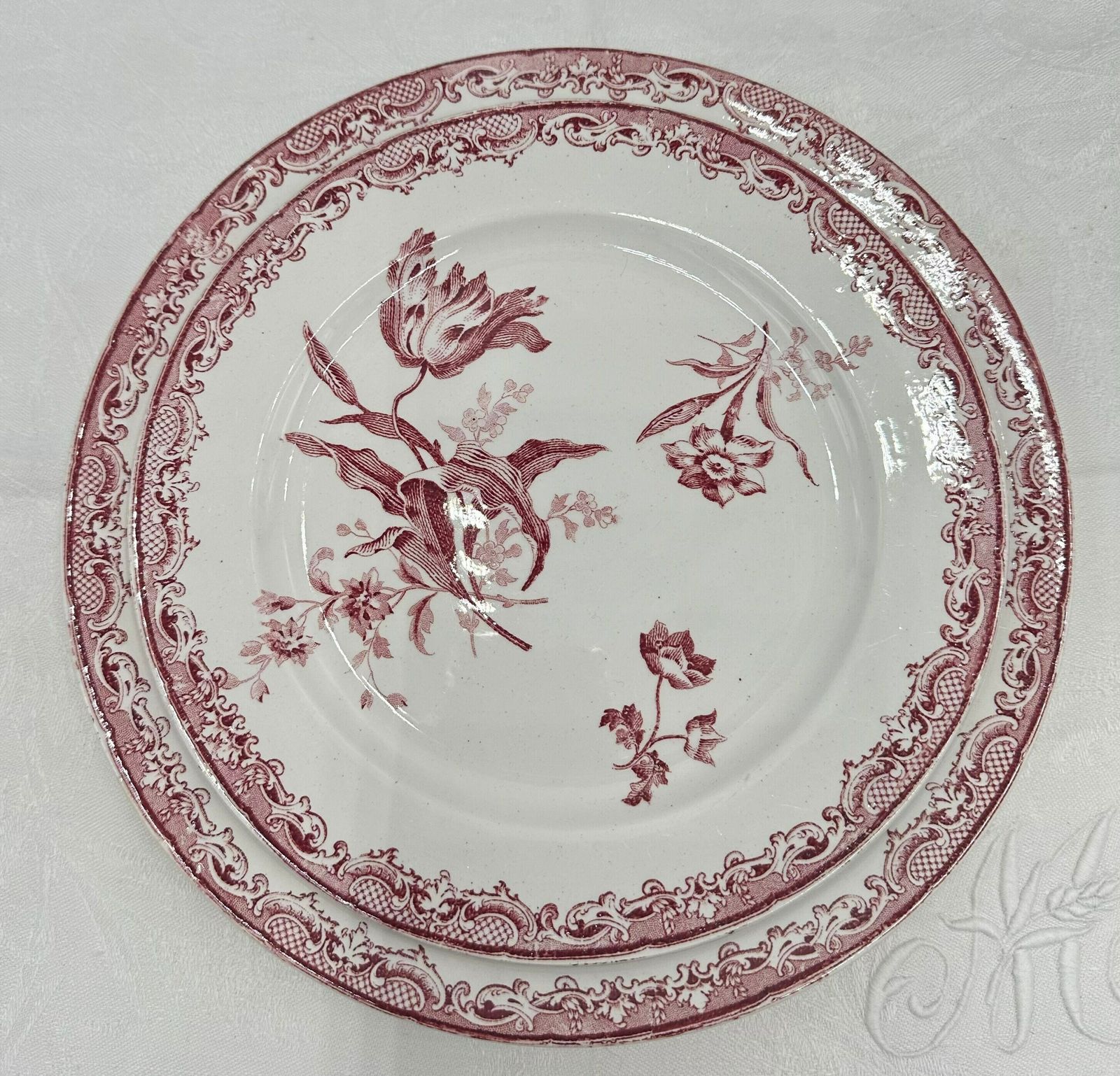Sarreguemines Red Plates Set Of 20 Plates, Fontanges Dinner Soup And Dessert Plates, Ironstone Tableware Service photo for sale