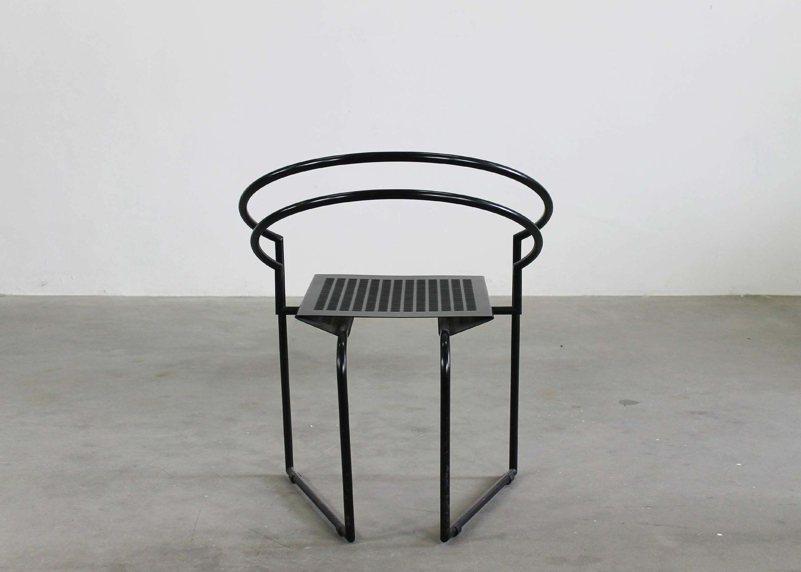 photo furniture Mario Botta Set Of Six La Tonda Chairs In Black Lacquered Metal By Alias 1980s