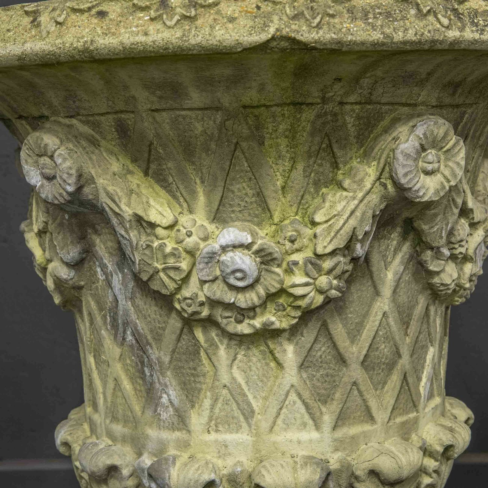 Large Garden Urns photo 775.0