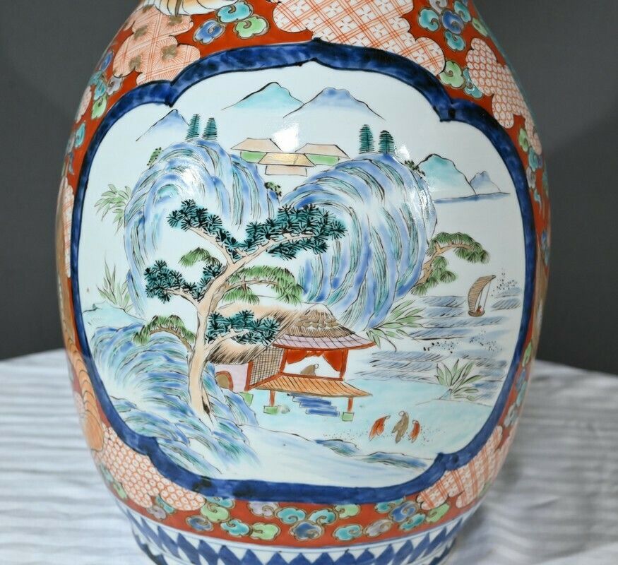 photo vinterior Important Arita Vase, Meiji Era, Japan – Late 19th Century