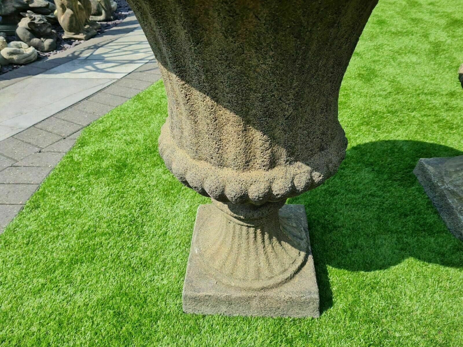 Vintage Style Heathfield Urns Deep Planters English Stone 0081. photo 495.0