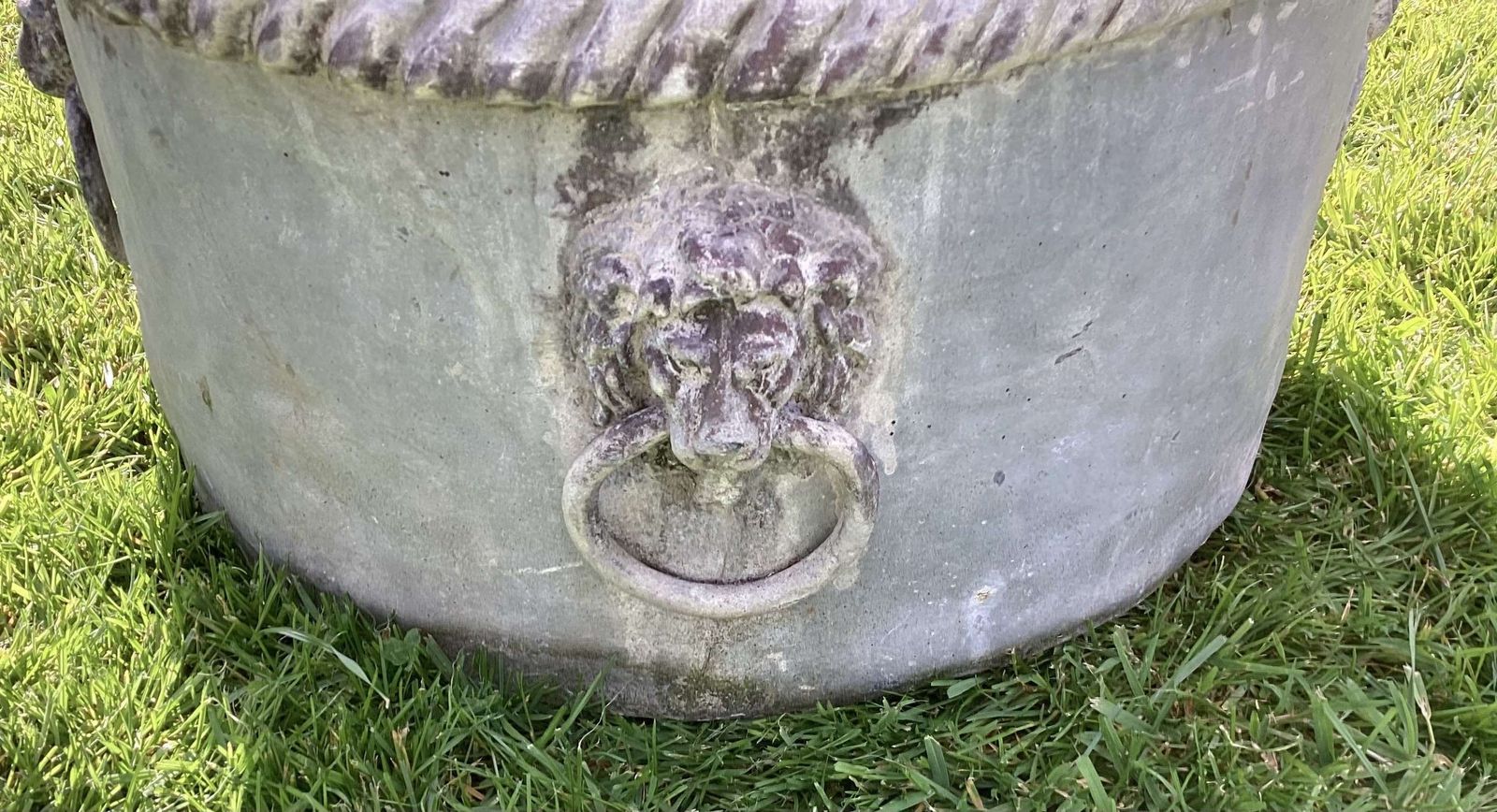 photo buy A Significant Regency Pair Of Lead Planters / Jardinieres